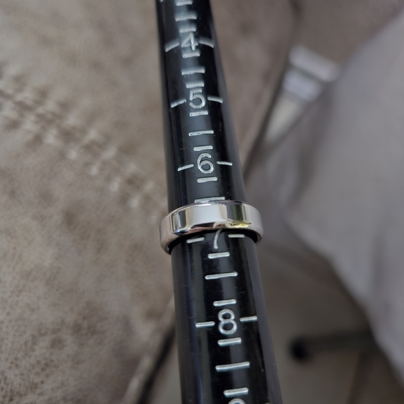 Wedding Ring - Picture 12 of 16